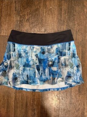 lululemon athletica Blue Multi-Print Skirt with Black Waistband